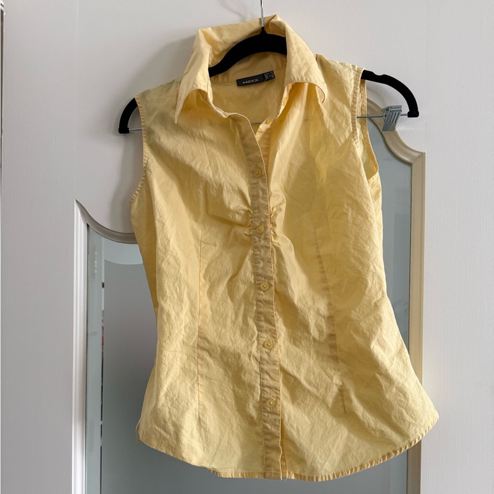 Mexx Light Yellow Sleeveless Button-Down Shirt
